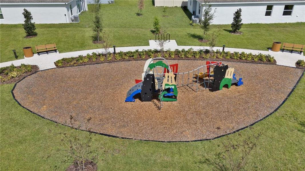 Community amenities in Ranches at Lake McLeod, Eagle Lake (Image 24).