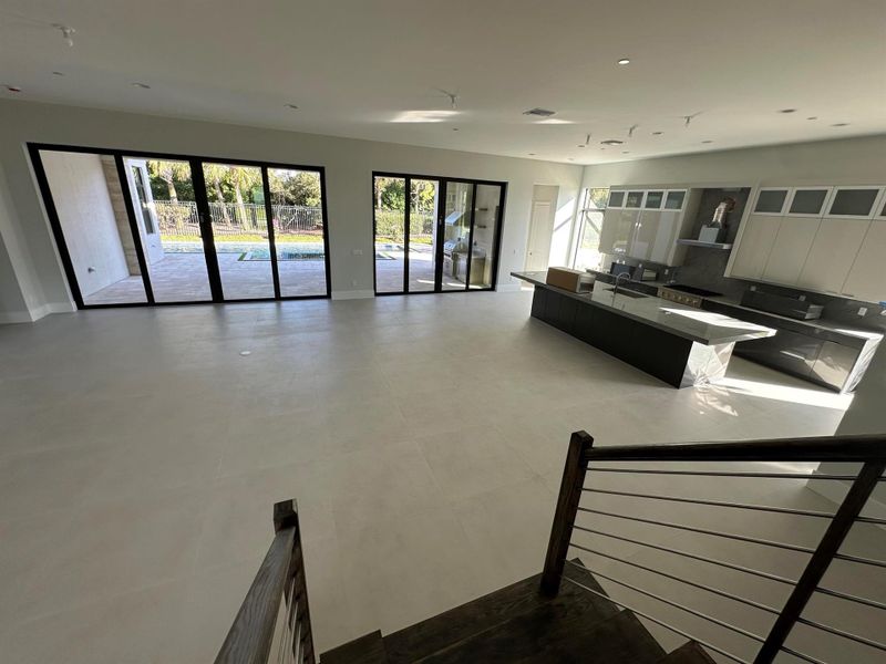 Exterior details and patio area of a home in Coral Isles at Avenir, Palm Beach Gardens (Image 1).