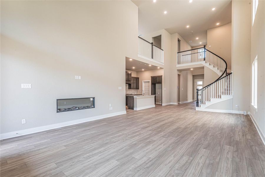Spacious, unfurnished interior of a new home in , Fulshear (Image 20). Spacious, unfurnished interior of a new home in , Fulshear (Image 20).