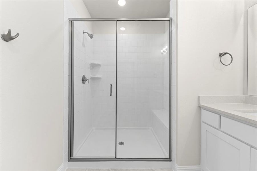 20. 4421 Flower Pot - Bath (3) 20. 4421 Flower Pot - Bath (3)