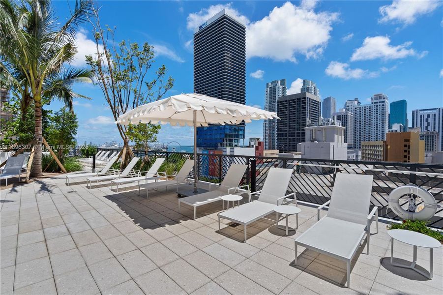 Community amenities in , Miami (Image 52).