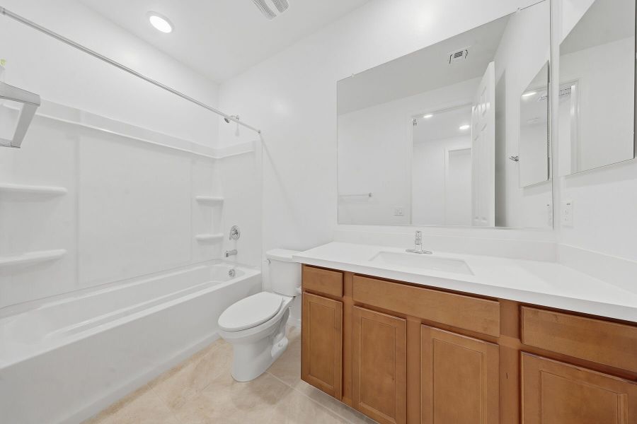 Furnished interior view inside a new home in Tierra Vistoso, Surprise (Image 7).