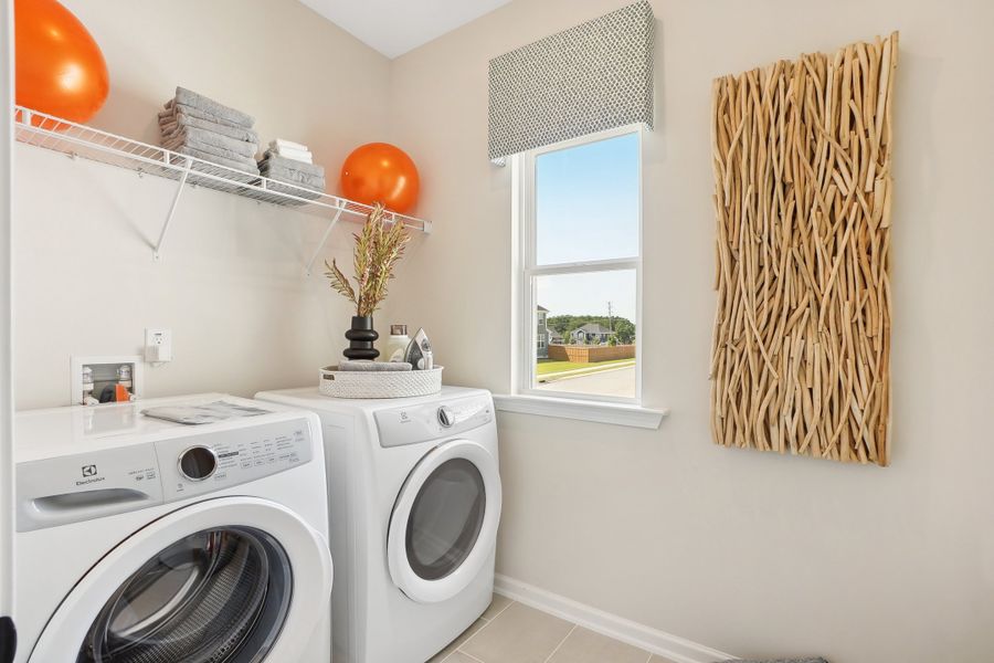 The Greenbrier II - Laundry Room