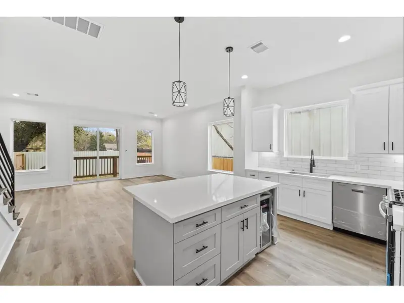 Image 21 of a home in .