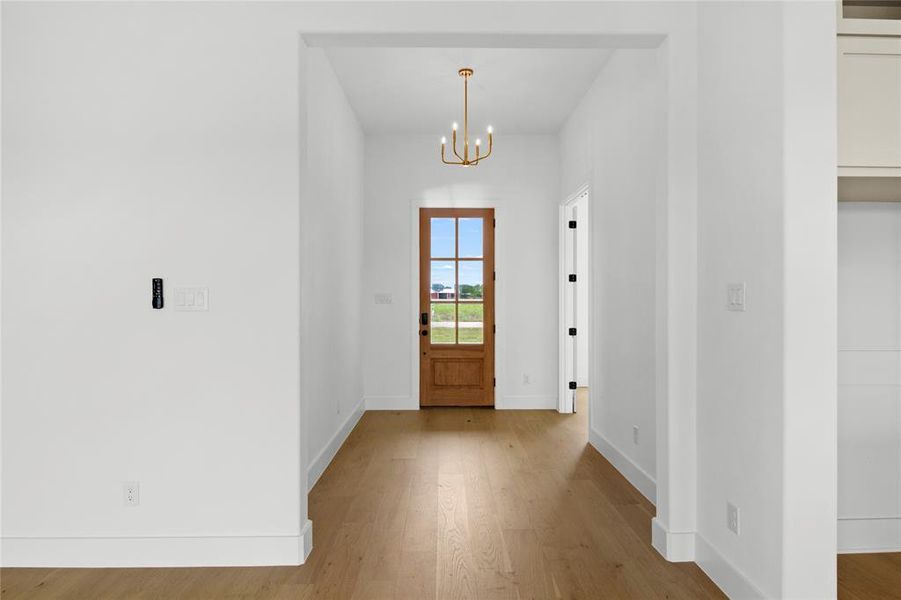 Spacious, unfurnished interior of a new home in , Waxahachie (Image 20).