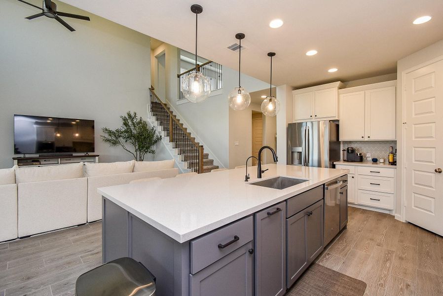 Furnished interior view inside a new home in Stonecreek Estates 50', Richmond (Image 24).
