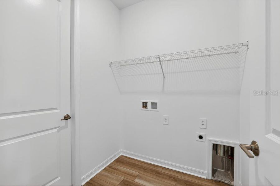 Spacious, unfurnished interior of a new home in Firethorn, Parrish (Image 28).