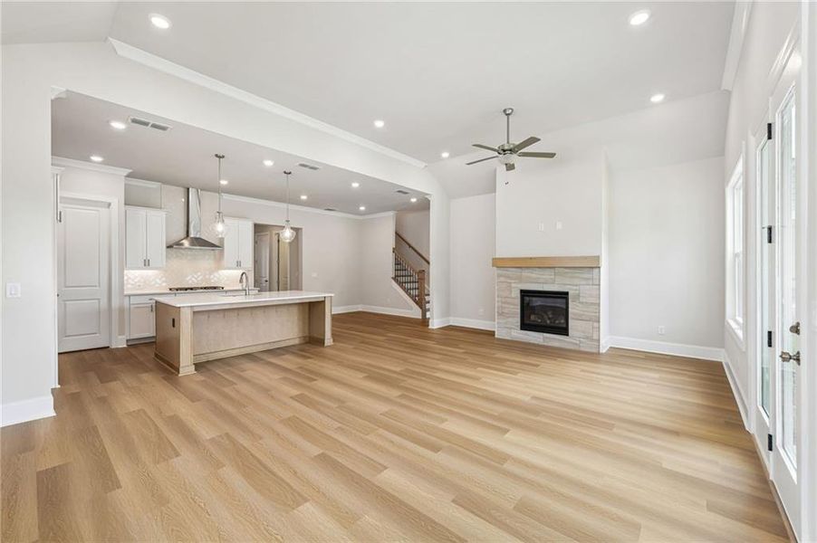 Spacious, unfurnished interior of a new home in Aberdeen, Hoschton (Image 18). Spacious, unfurnished interior of a new home in Aberdeen, Hoschton (Image 18).