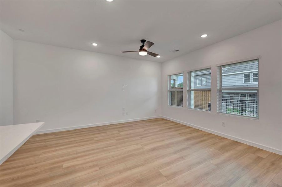 Spacious, unfurnished interior of a new home in Providence Commons, Providence Village (Image 14). Spacious, unfurnished interior of a new home in Providence Commons, Providence Village (Image 14).