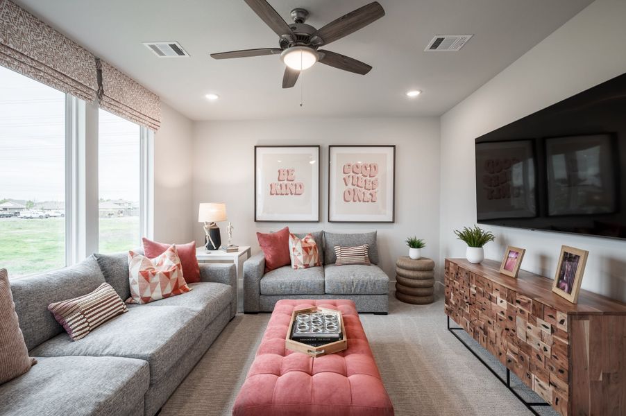 Representative furnished interior of a home built from the Cormorant by Tri Pointe Homes in Trillium, Richmond (Image 28).