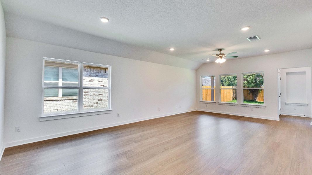 Furnished interior view inside a new home in Creeks Crossing, Elgin (Image 8).