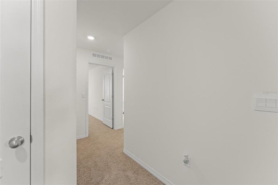 Spacious, unfurnished interior of a new home in , St. Cloud (Image 21).