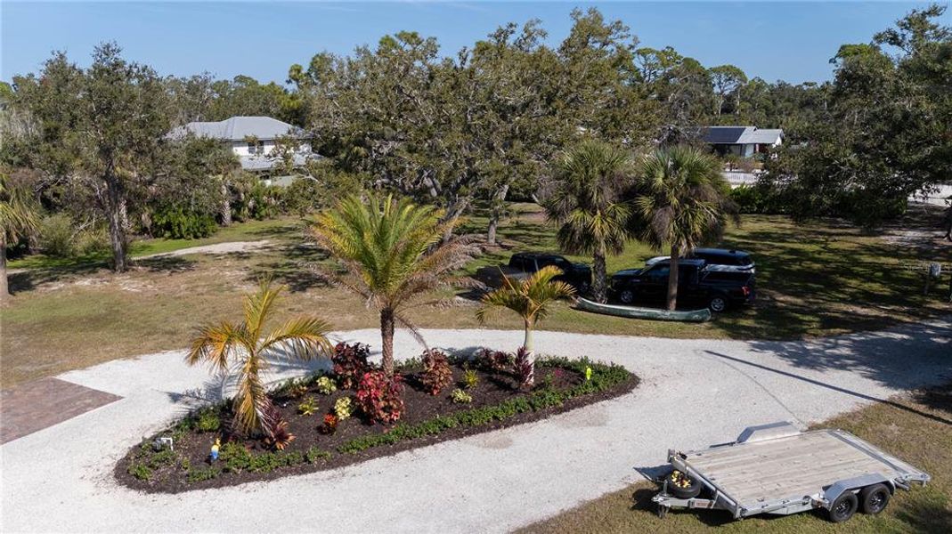 Community amenities in , Englewood (Image 62).