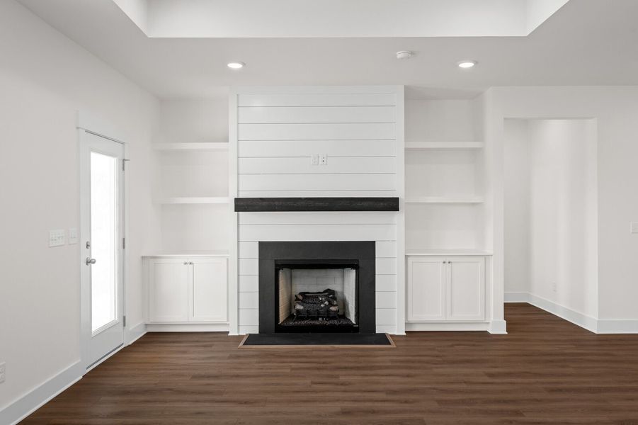 Representative unfurnished interior of a home built from the The Cottonwood E by Davidson Homes LLC in Woods Crossing, Gallatin (Image 22).