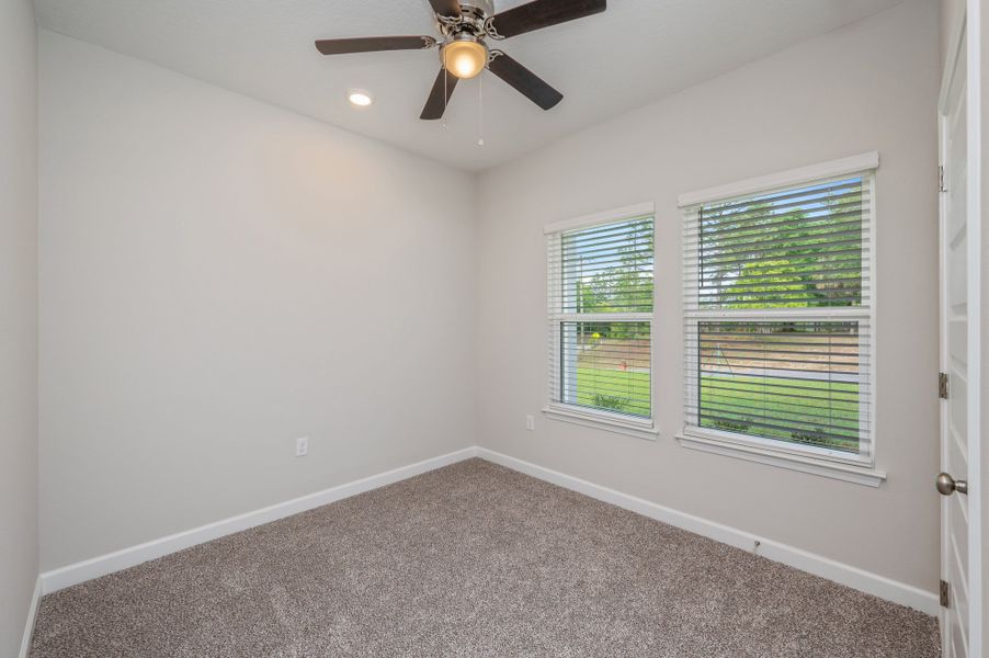 Spacious, unfurnished interior of a new home in Blossom Grove, Crestview (Image 26).