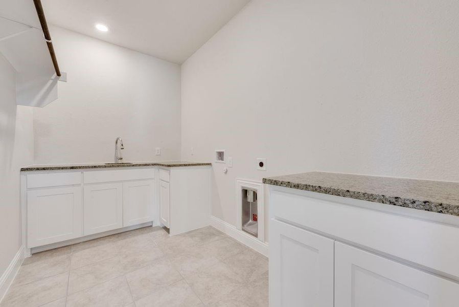 Spacious, unfurnished interior of a new home in Wellspring Estates, Celina (Image 26). Spacious, unfurnished interior of a new home in Wellspring Estates, Celina (Image 26).