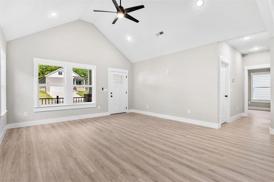 Spacious, unfurnished interior of a new home in , Dalton (Image 21).