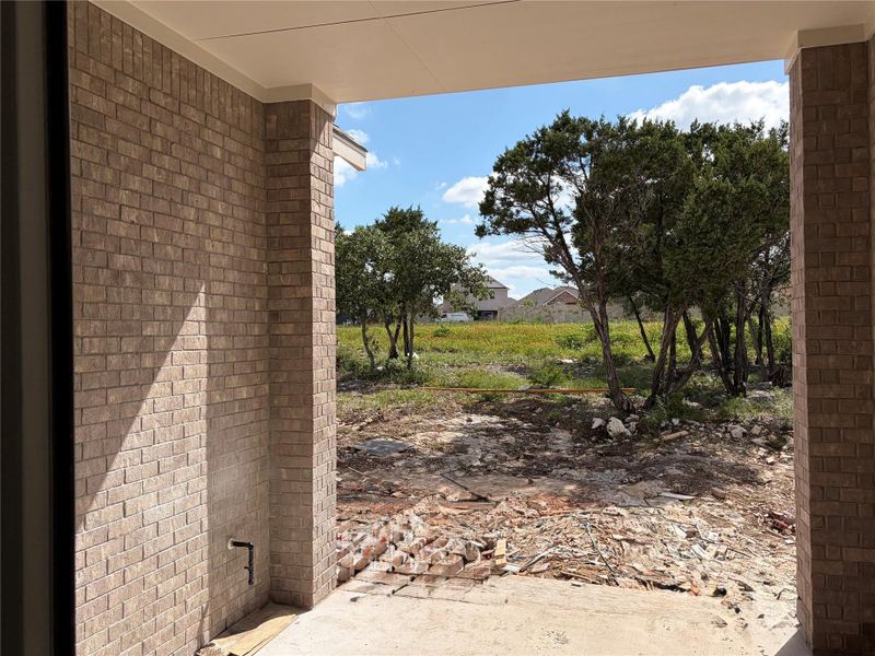 Exterior details and patio area of a home in La Cima, San Marcos (Image 3).