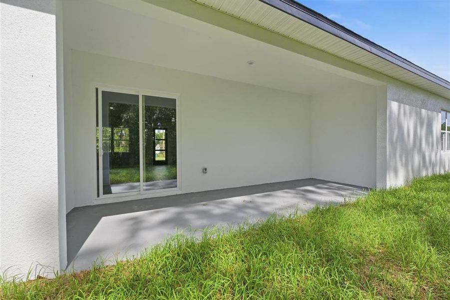 Exterior details and patio area of a home in , Ocala (Image 22). Exterior details and patio area of a home in , Ocala (Image 22).