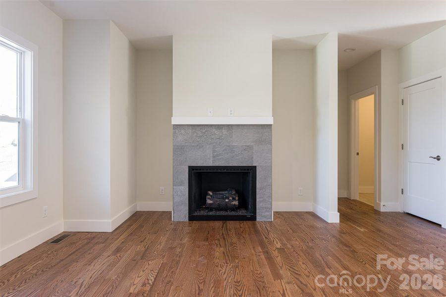 Image 43 of a home in .