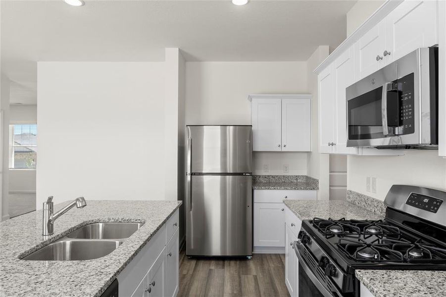 08. 1413 Kennedy - Kitchen (3) 08. 1413 Kennedy - Kitchen (3)