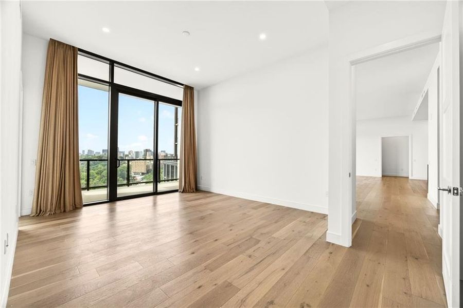 Spacious, unfurnished interior of a new home in The Dillon Buckhead, Atlanta (Image 41).