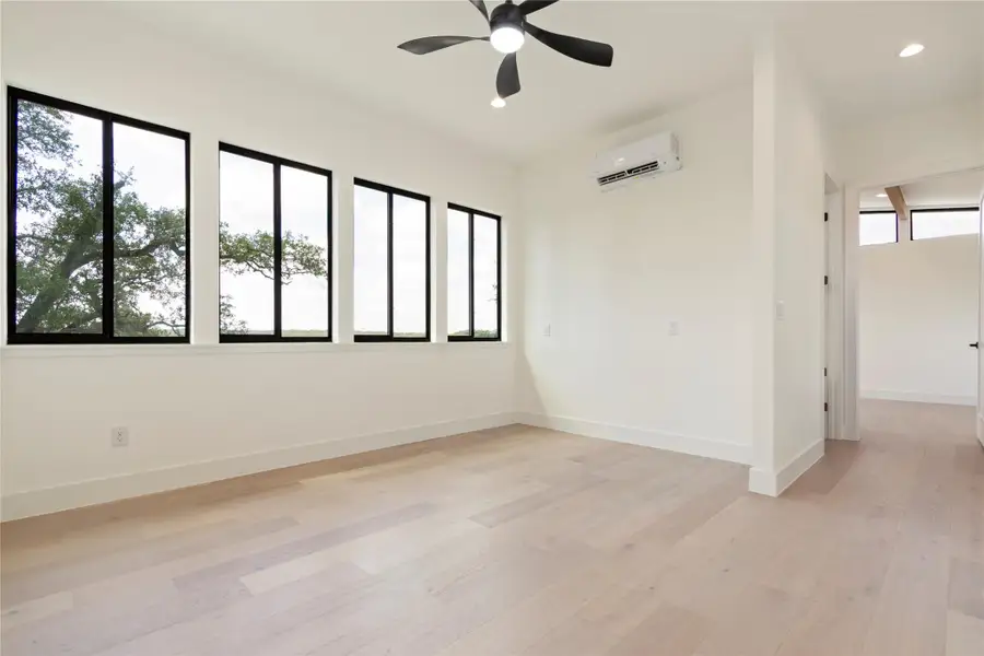 Spacious, unfurnished interior of a new home in Paradise On The Guadalupe, Canyon Lake (Image 10). Spacious, unfurnished interior of a new home in Paradise On The Guadalupe, Canyon Lake (Image 10).