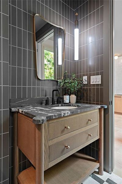 Furnished interior view inside a new home in , Atlanta (Image 15).