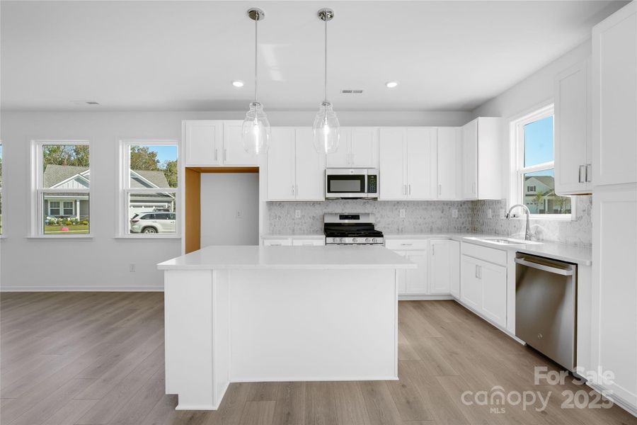 468 Sunharvest Lane ~ Ready Now 468 Sunharvest Lane ~ Ready Now