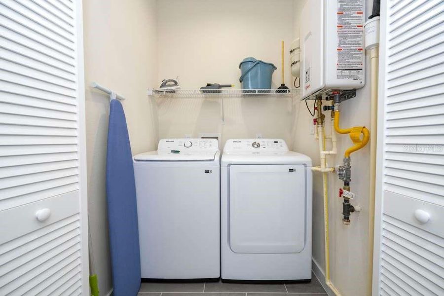 Furnished interior view inside a new home in , Kissimmee (Image 14).