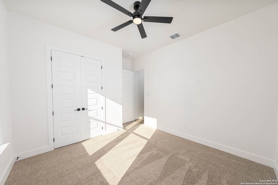 Spacious, unfurnished interior of a new home in , San Antonio (Image 38).