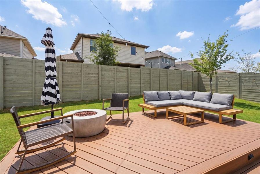 Exterior details and patio area of a home in , Argyle (Image 3).