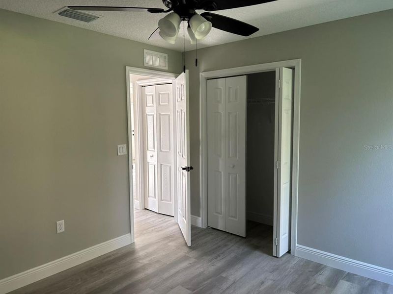 Spacious, unfurnished interior of a new home in , Dunnellon (Image 12).