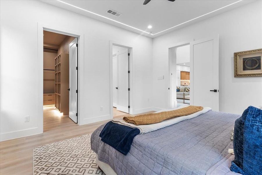 Furnished interior view inside a new home in , Dallas (Image 37).