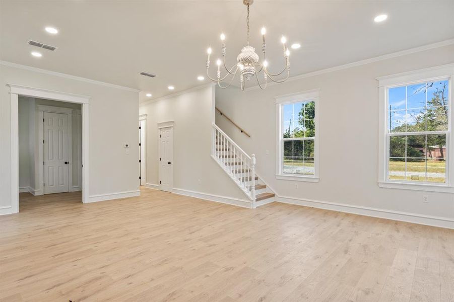 Spacious, unfurnished interior of a new home in , Jefferson (Image 13).