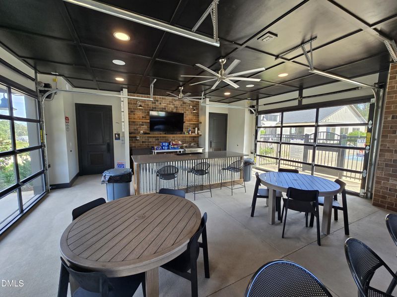 1000015345 1000015345