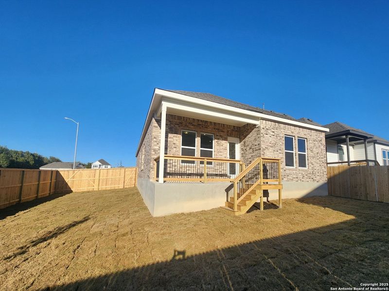Exterior details and patio area of a home in Arcadia Ridge, San Antonio (Image 20). Exterior details and patio area of a home in Arcadia Ridge, San Antonio (Image 20).