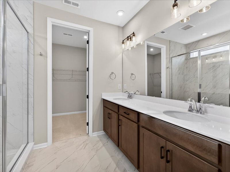 Furnished interior view inside a new home in Bellflower, Charlotte (Image 10).