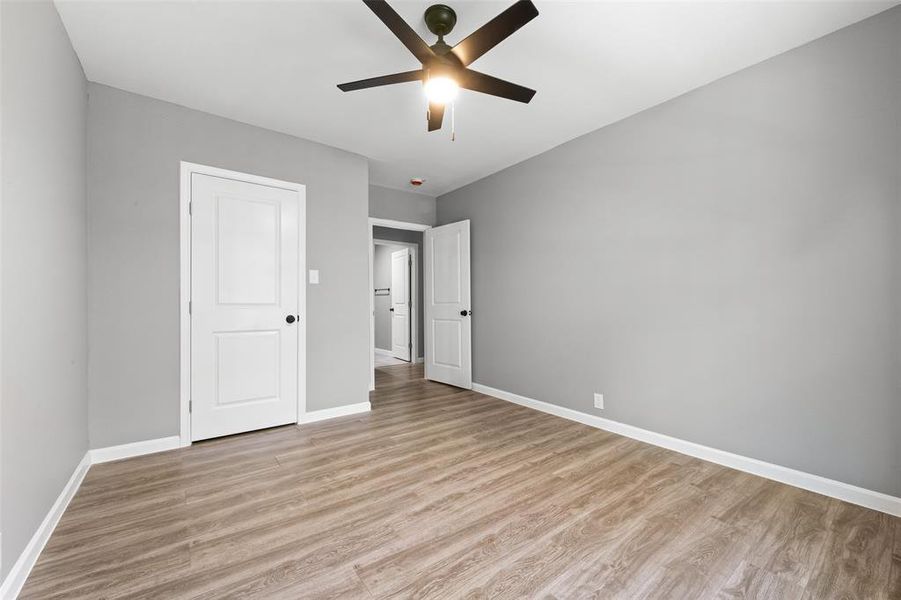 Spacious, unfurnished interior of a new home in , Fort Worth (Image 14).