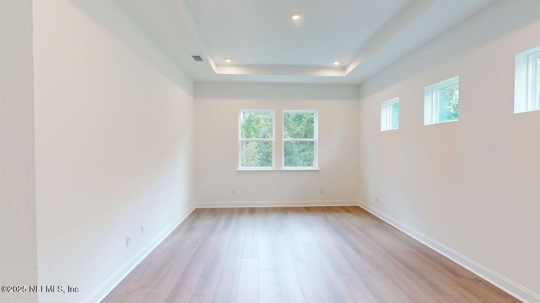 Spacious, unfurnished interior of a new home in RiverTown - WaterSong, St. Johns (Image 10).