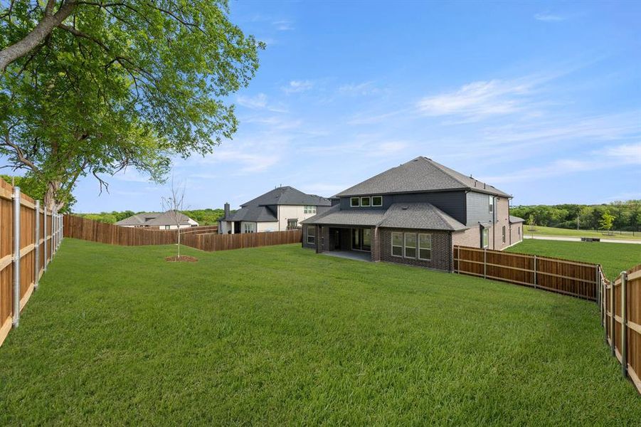 1115 Willow Lake-Back-1