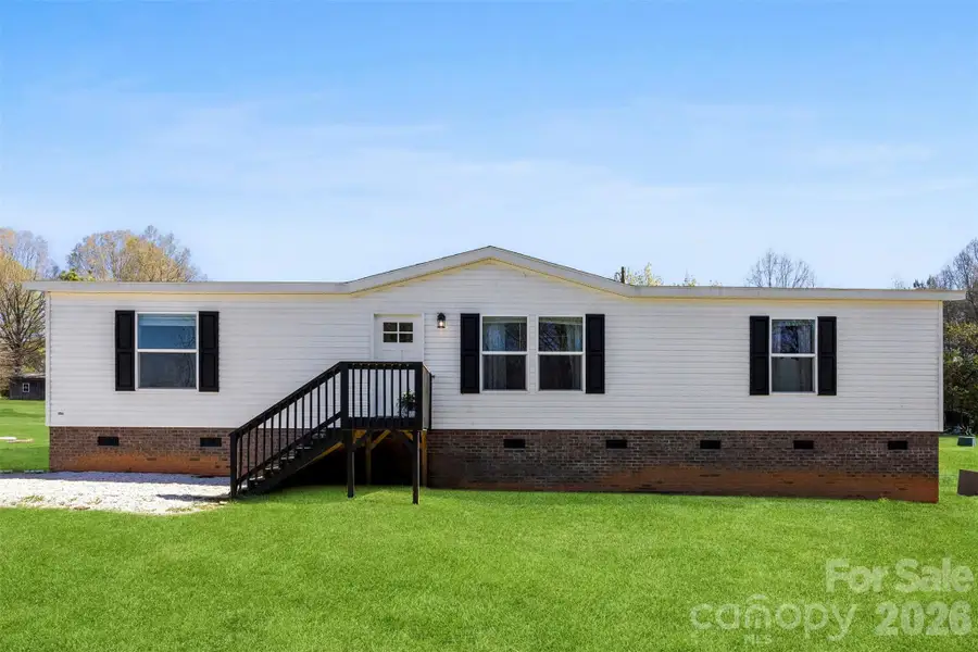 Exterior details and patio area of a home in , Monroe (Image 21).