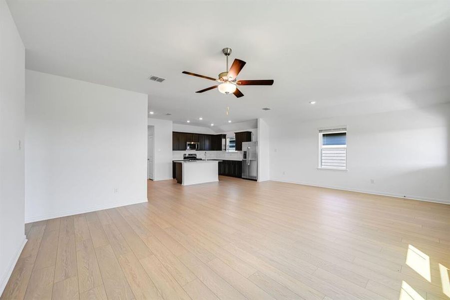 2144 Tule Way ~ Ready Now