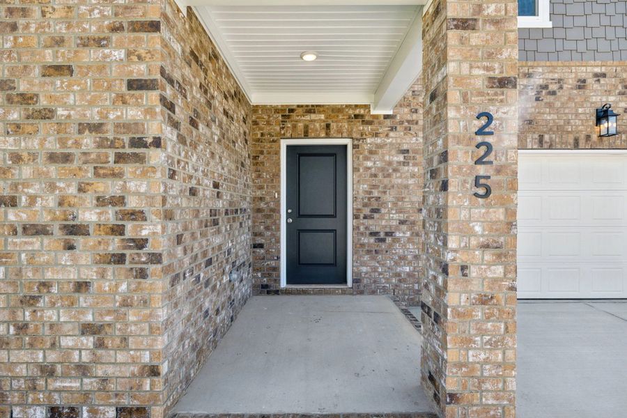 Image 45 of a home in Cades Bluff.