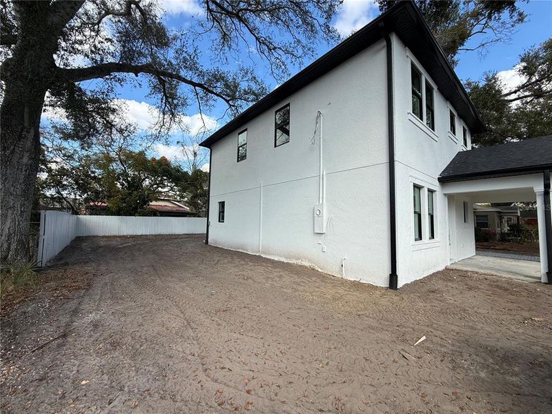 Exterior details and patio area of a home in , Tampa (Image 17).