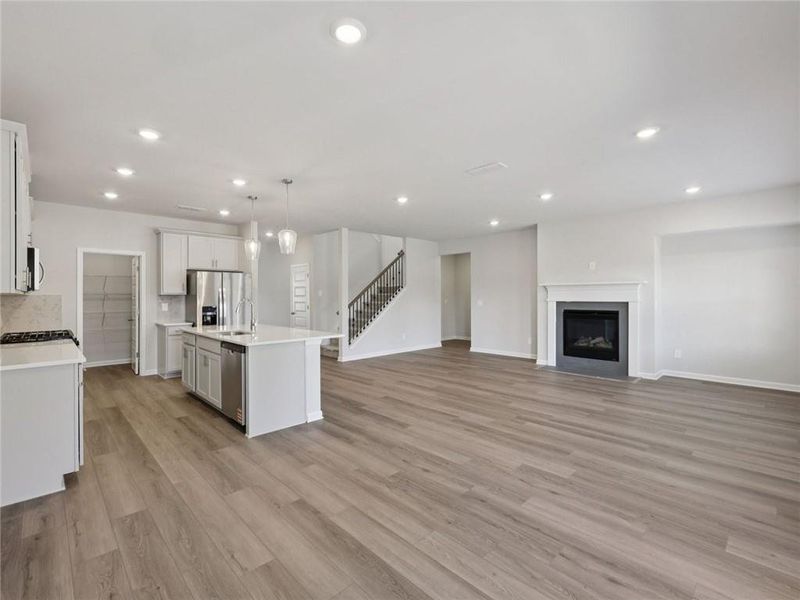 Spacious, unfurnished interior of a new home in , Lawrenceville (Image 19).