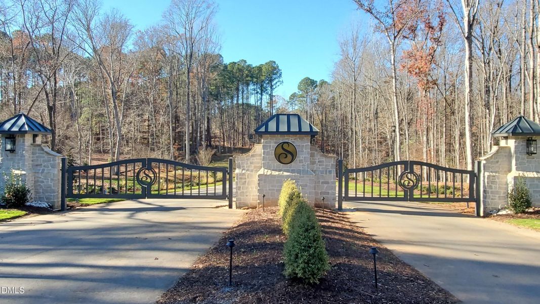 Gated Entry Sanctuary 9x16 Gated Entry Sanctuary 9x16