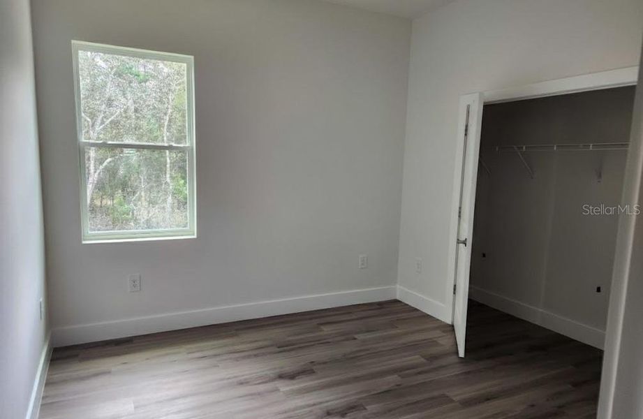 Spacious, unfurnished interior of a new home in , Homosassa (Image 23).