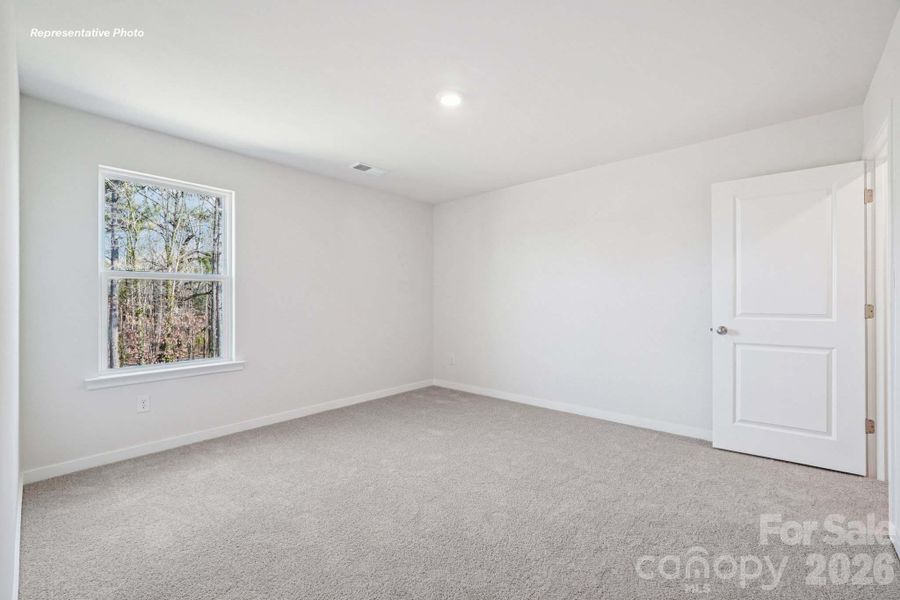 Spacious, unfurnished interior of a new home in Villages of Maiden, Maiden (Image 18).