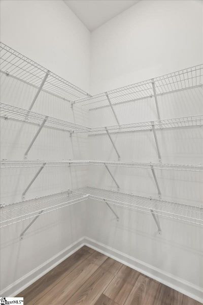 Spacious, unfurnished interior of a new home in Halton Oaks, Spartanburg (Image 20). Spacious, unfurnished interior of a new home in Halton Oaks, Spartanburg (Image 20).